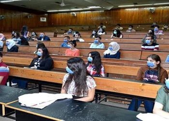 وسط إقبال واسع .. جامعة تشرين تستأنف العام الدراسي الحالي