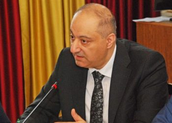 وزير الاعلام : اعتباراً من اليوم لن يتم توقيف أي صحفي قبل أن يتم اطلاع وزارة الإعلام على أسباب التوقيف ومسبباته