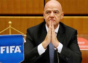 إصابة رئيس الاتحاد الدولي لكرة القدم بفيروس كورونا