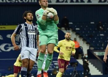 تعادل وست بروميتش وبيرنلي سلباً في الدوري الإنكليزي