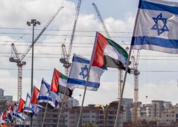 وفد حكومي إماراتي يطير إلى إسرائيل..لأول مرة