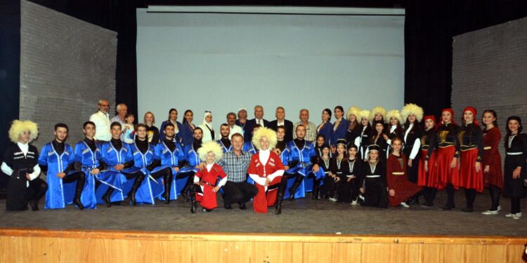 أجنحة الشام للطيران راعي رئيسي لمهرجان قوس قزح التراثي الثقافي السادس