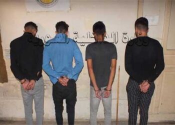 القاء القبض على شخصين قاما بطعن عدد من المواطنين بالشوارع  وسلبهم أجهزتهم الخليوية  في اللاذقية 