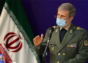 وزير الدفاع الإيراني: ردنا على جريمة اغتيال فخري زاده حتمي ومؤكد