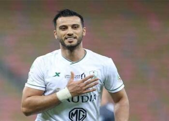 عمر السومة يجدد عقده مع الأهلي رسميا حتى 2024
