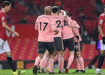 مانشستر يونايتد يتعرض لهزيمة مفاجئة على أرضه