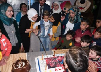 بنك سورية الدولي الإسلامي يقيم يوماً ترفيهياً لأطفال مرضى السرطان.