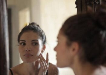 حيلا ضرورية لحماية البشرة من الشيخوخة