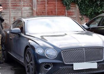 محمد صلاح على خطى روبي فاولر..