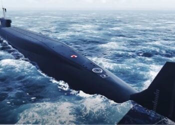 روسيا تتسلح بأطول غواصة في العالم