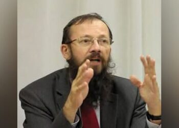 أكاديمي سلوفاكي: الممارسات الأمريكية تجاه سورية تعرقل التوصل إلى حل سياسي للأزمة فيها