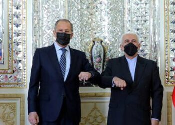 لافروف وظريف: ضرورة عودة واشنطن إلى التزاماتها في الاتفاق النووي ورفع كل العقوبات عن طهران