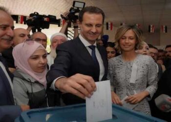 المرشح لمنصب رئيس الجمهورية الدكتور بشار الأسد والسيدة عقيلته يدليان بصوتيهما في الانتخابات بمدينة دوما بريف دمشق