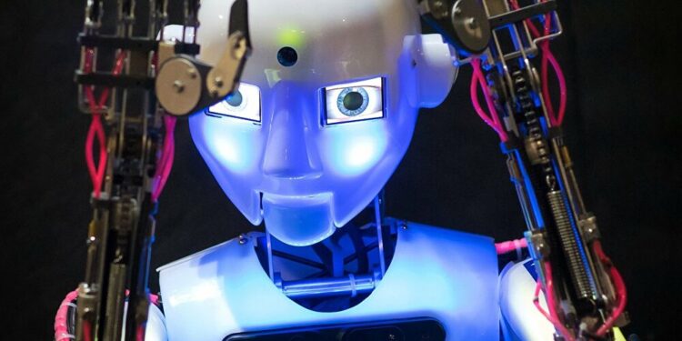 أسطول من الروبوتات في مقر “غوغل” لأعمال النظافة