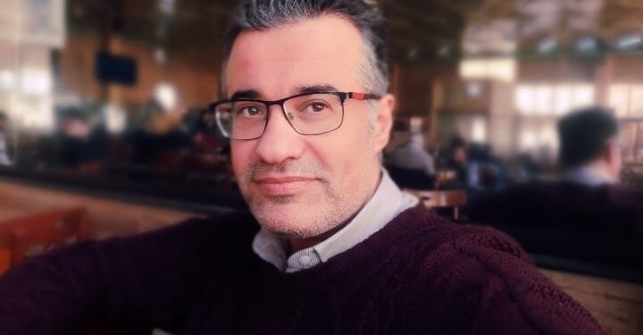 توفيق أحمد …… رحلة في زورق الحداثة الشعرية و سيرة غنية رسمت بلغتي القصيدة والإعلام