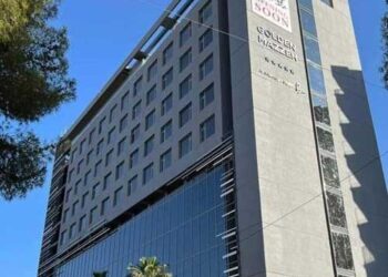 رئيس مجلس الوزراء حسين عرنوس يفتتح فندق غولدن المزة “5 نجوم”