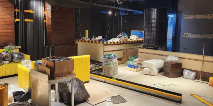 مول الـ«Big5» في الميدان يبدأ بتنفيذ قرار الإخلاء