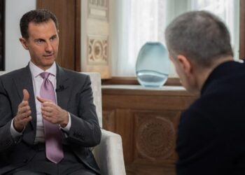 الرئيس الأسد: عندما تتمسك بمصالحك الوطنية ومبادئك ربما تدفع ثمناً وتتألم وتخسر على المدى القريب لكن على المدى البعيد ستربح