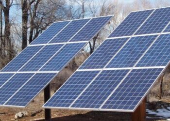 من البطاريات واللدات إلى ألواح الطاقة الشمسية البديلة……….