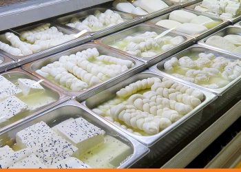 بعد رفع سعر الغاز الصناعي.. بائعون يرفعون سعر الألبان والأجبان دون “نشرة رسمية”