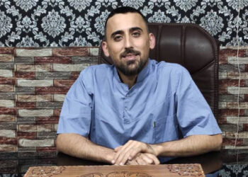 ما بال هذا الكون أصبح ضيقاً  ؟