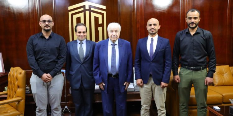 اتفاقیة تعاون لعقد امتحانات “أبوغزاله لمحو الأمیة” في شركة “النبض” في العراق